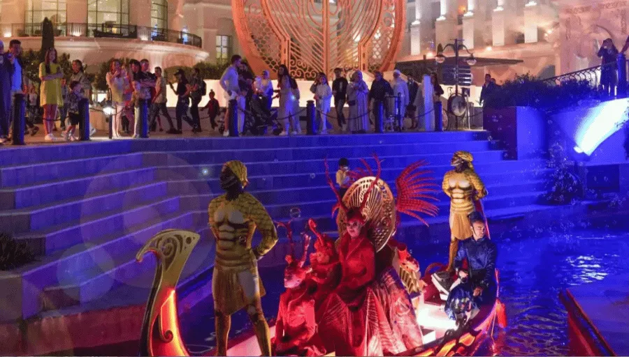 Wieczorny pokaz w Land of Legends photo 1